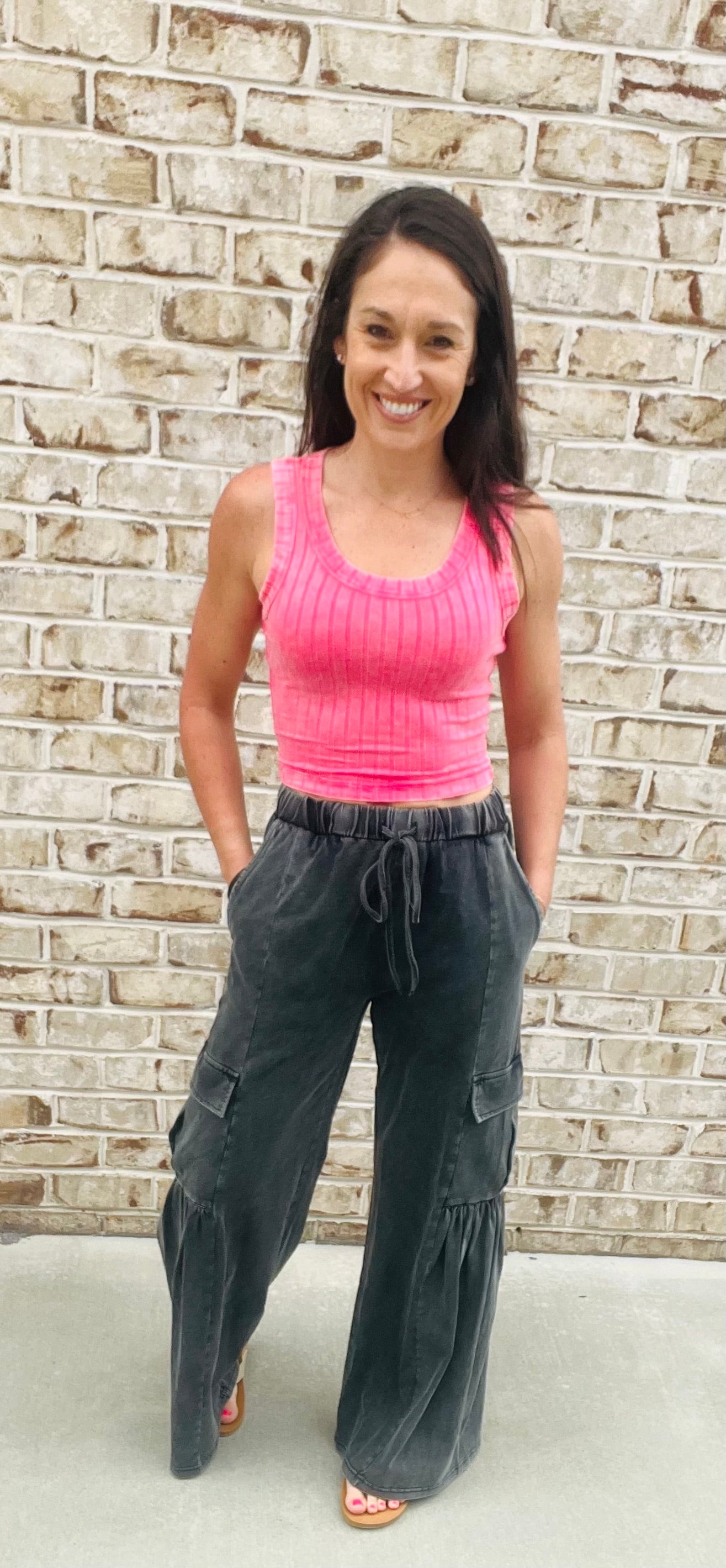 Scoop Neck Crop Tank