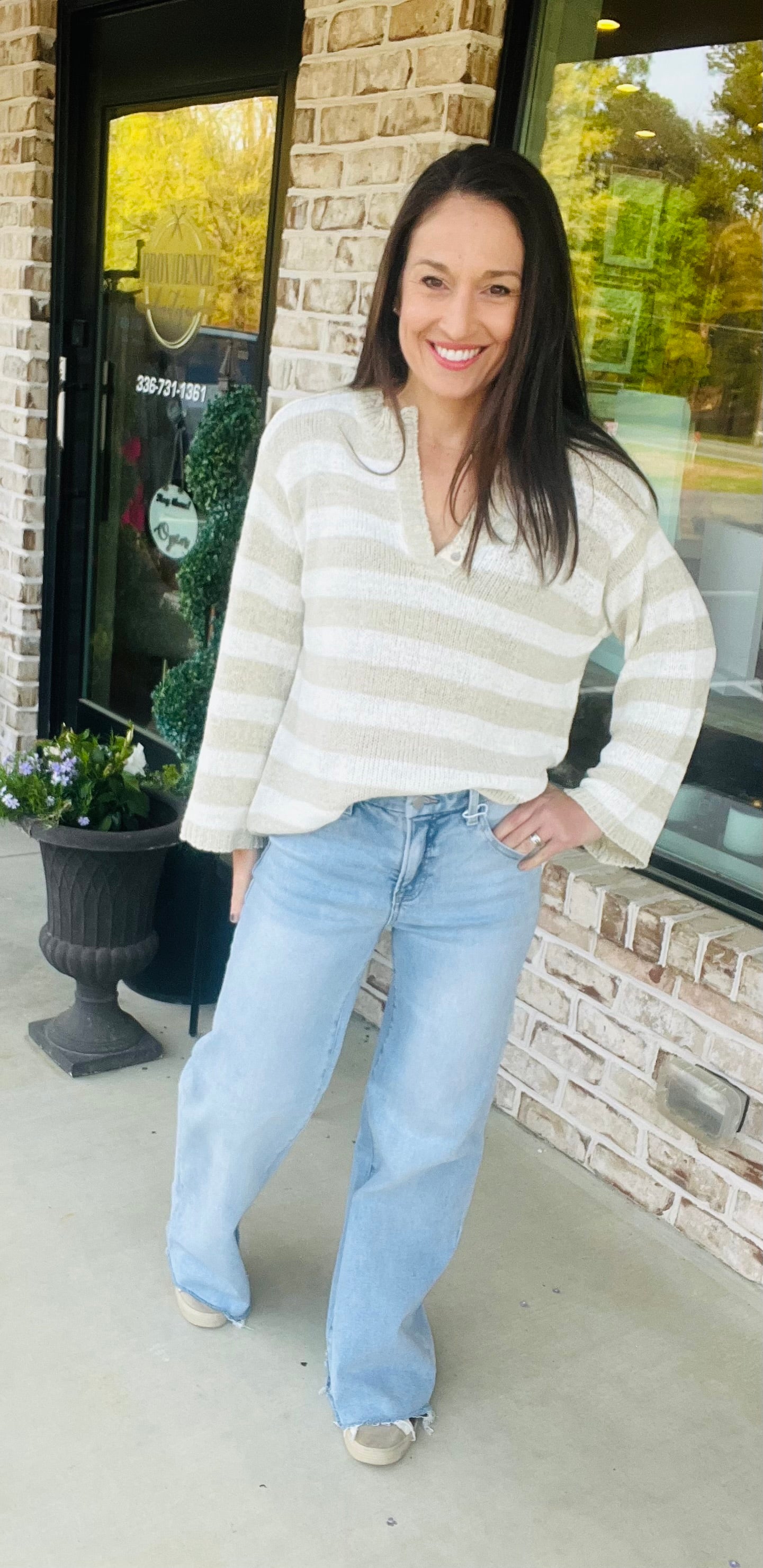 The Alisha Mid Rise Wide Leg Jeans