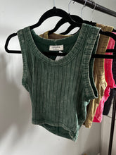 Load image into Gallery viewer, Scoop Neck Crop Tank
