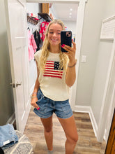 Load image into Gallery viewer, Summer Susan Shorts
