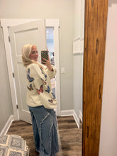 Load image into Gallery viewer, Ivory Butterfly Cardigan
