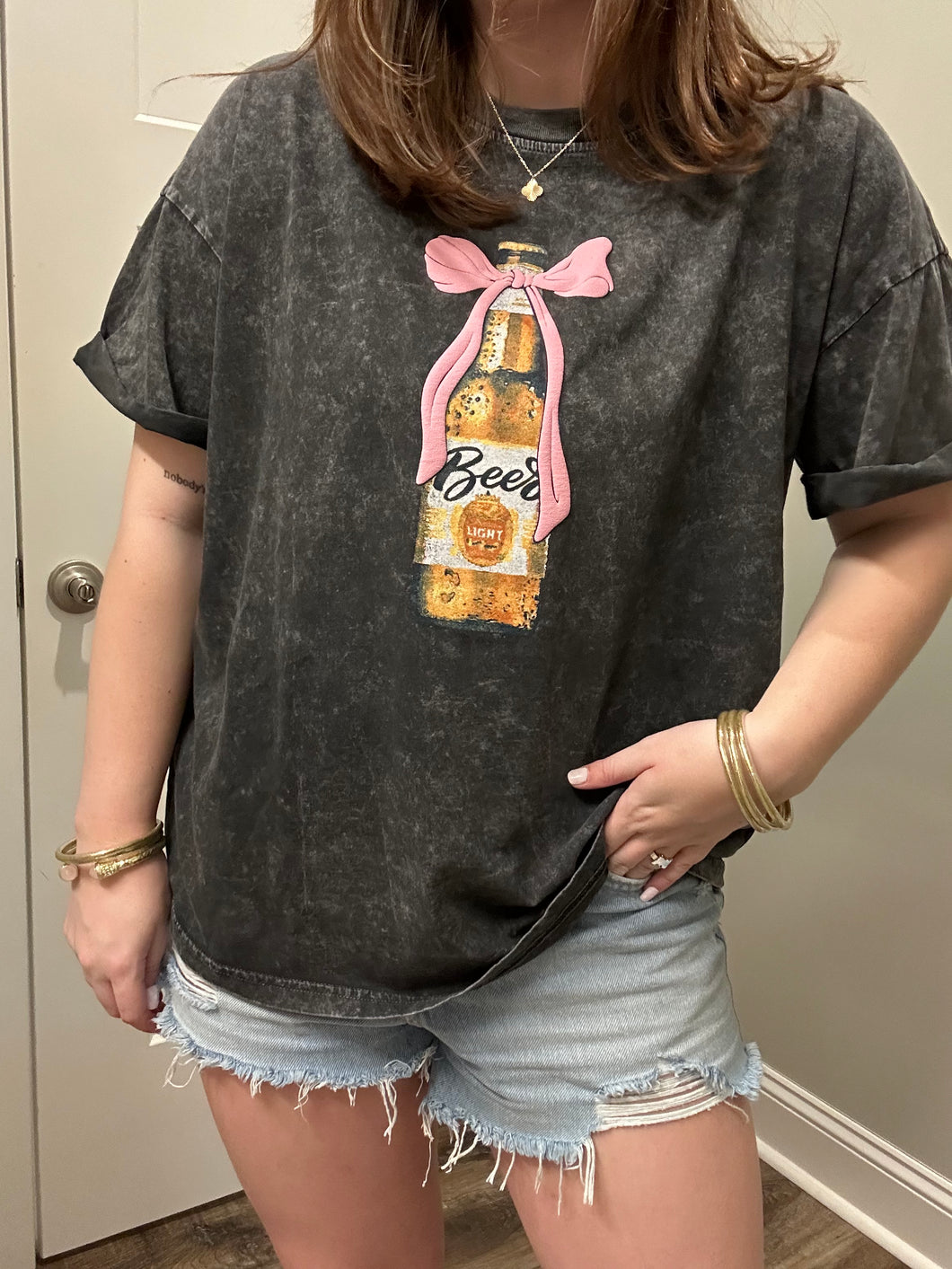 Bows & Beers Tee
