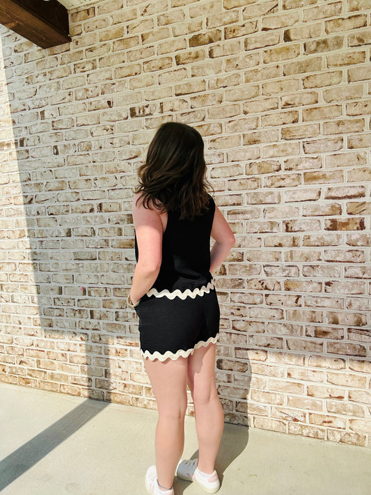 Scalloped Please Short Set
