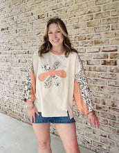 Load image into Gallery viewer, Cutout Flowers Top
