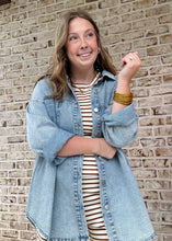 Load image into Gallery viewer, Acid wash shirt
