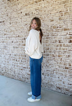 Load image into Gallery viewer, Freely Me Longsleeve
