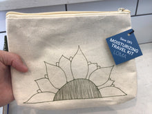 Load image into Gallery viewer, LOMA Travel Kit-Moisturizing
